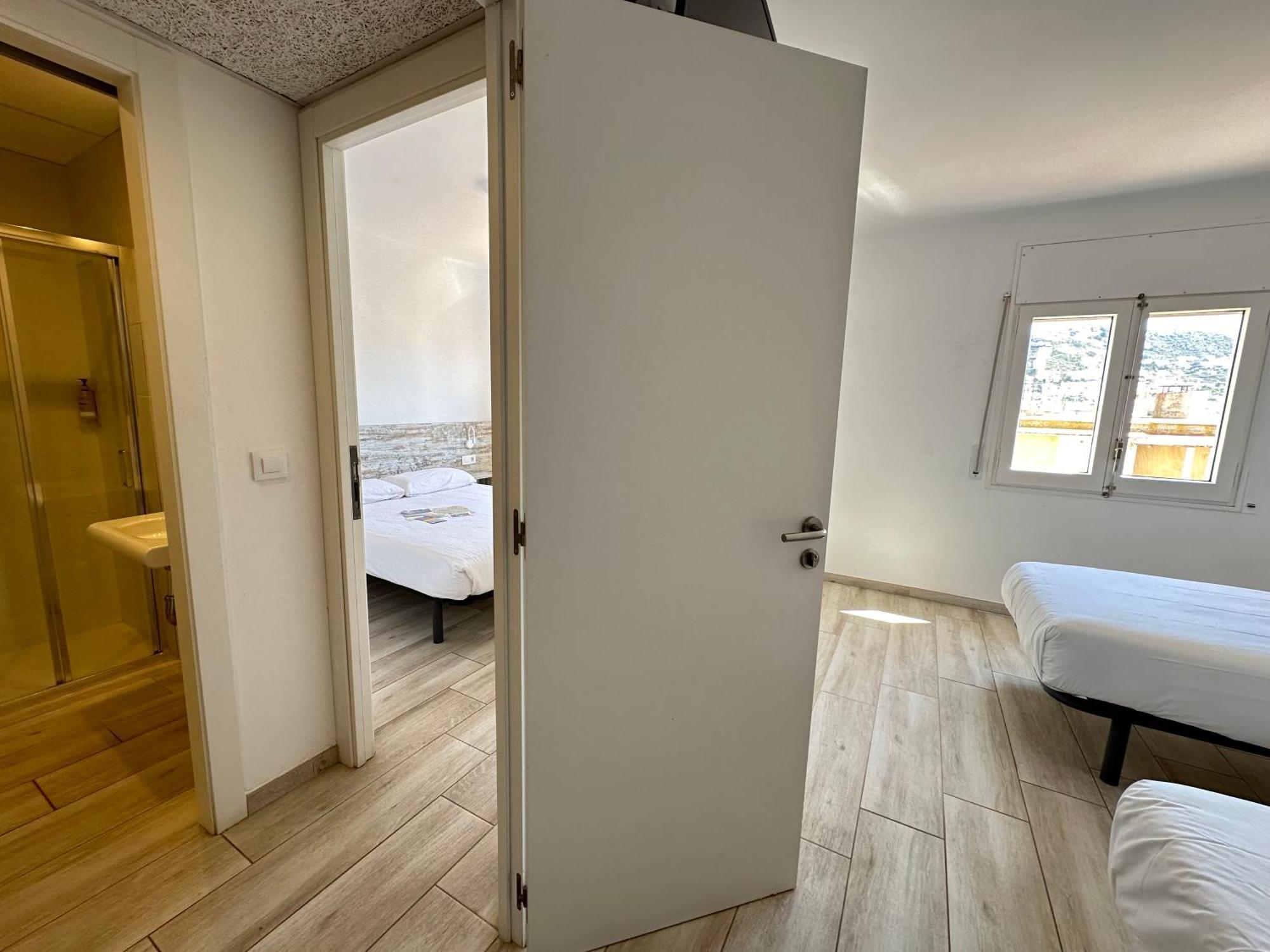 Agi Gloria Rooms Roses Luaran gambar