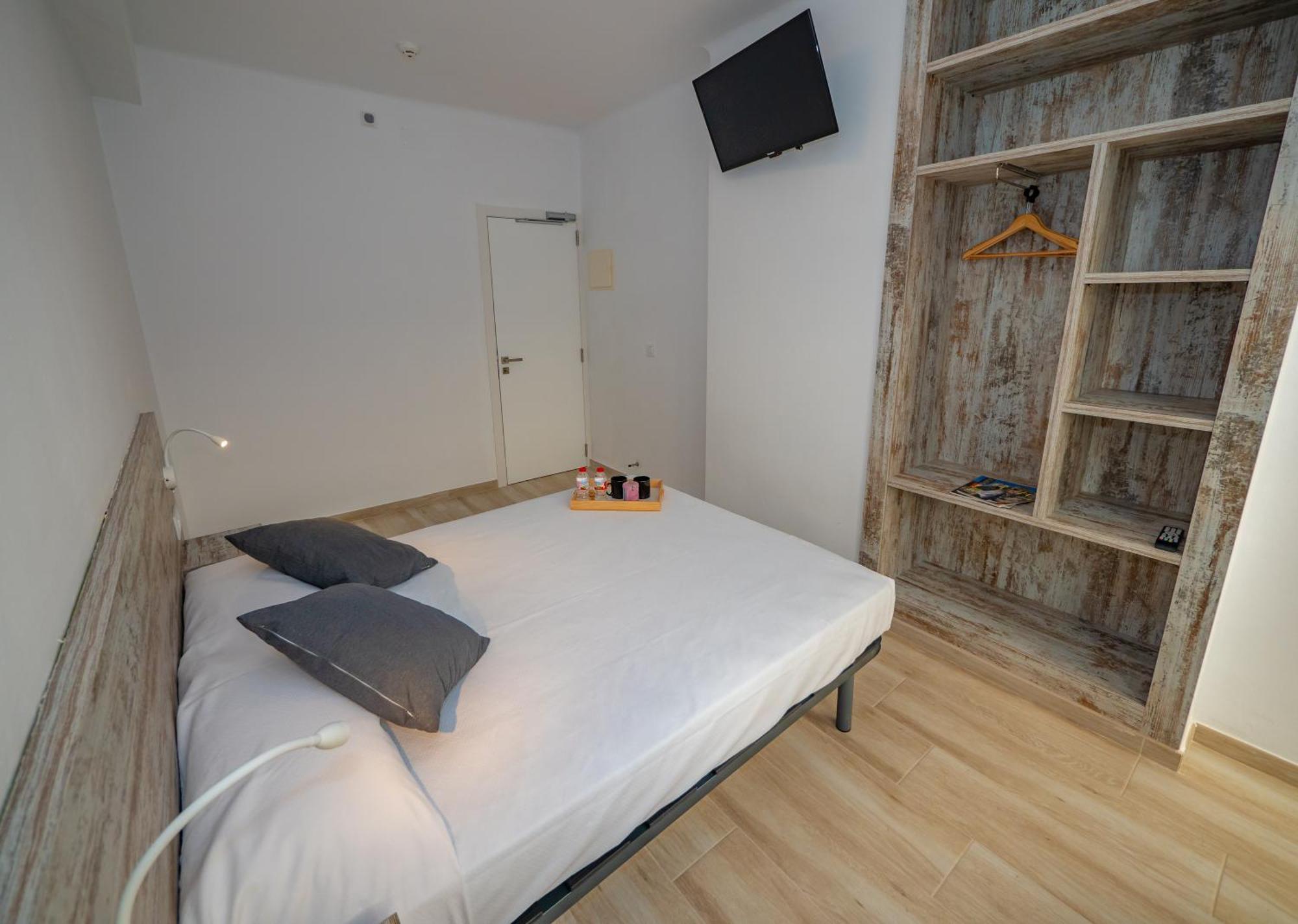 Agi Gloria Rooms Roses Luaran gambar