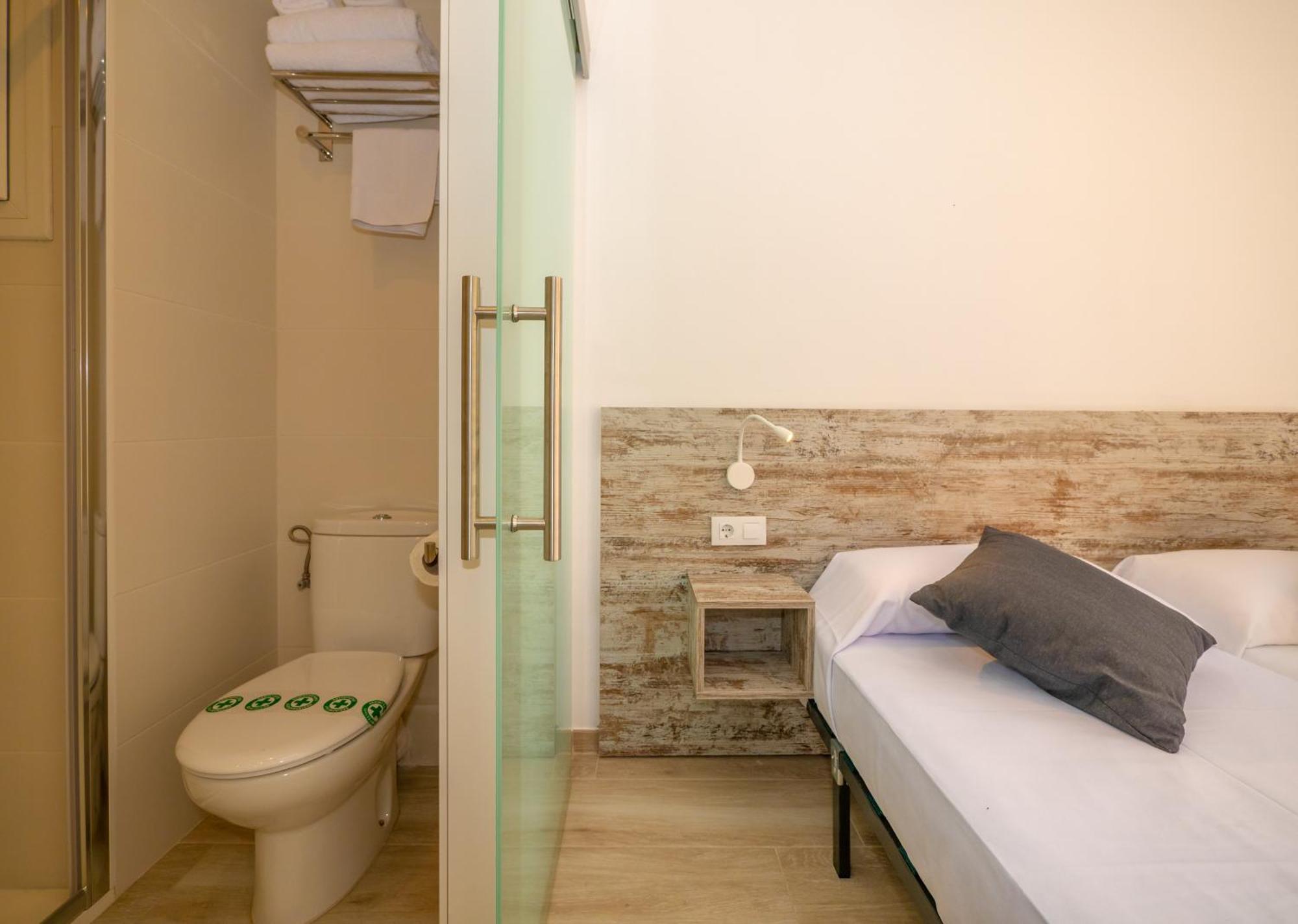 Agi Gloria Rooms Roses Luaran gambar